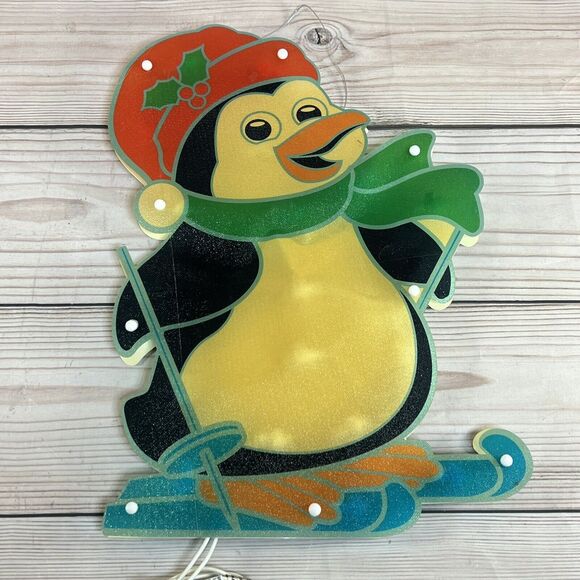VTG Penguin Lighted Christmas Window Door Hanging Decor Sign Plastic Glittery - Picture 14 of 15
